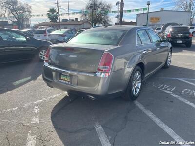 2012 Chrysler 300 Series Limited   - Photo 7 - Visalia, CA 93292