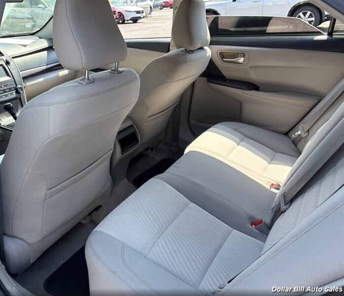 2015 Toyota Camry LE - Photo 5 - Visalia, CA 93292