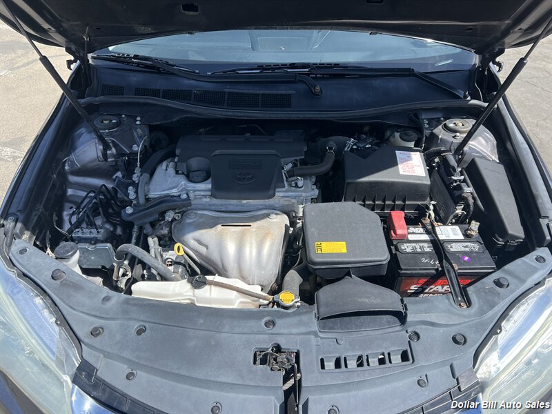 2015 Toyota Camry LE - Photo 14 - Visalia, CA 93292