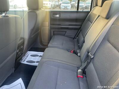 2014 Ford Flex SE   - Photo 11 - Visalia, CA 93292