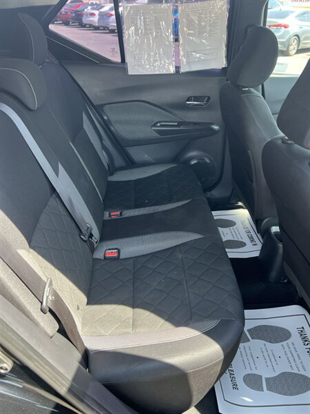 2018 Nissan Kicks SV - Photo 10 - Visalia, CA 93292