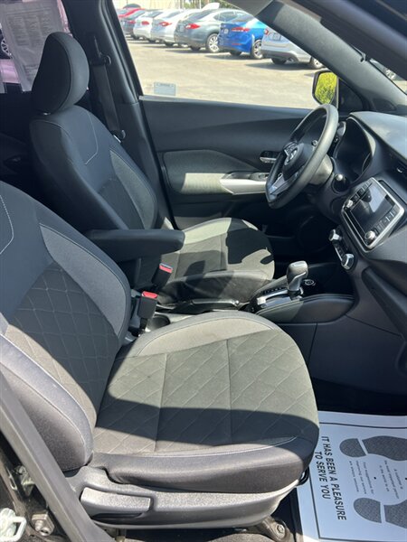 2018 Nissan Kicks SV - Photo 11 - Visalia, CA 93292