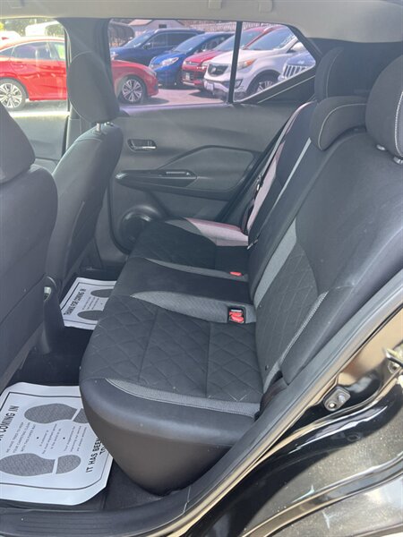 2018 Nissan Kicks SV - Photo 8 - Visalia, CA 93292