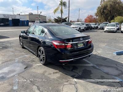 2017 Honda Accord Sport   - Photo 5 - Visalia, CA 93292