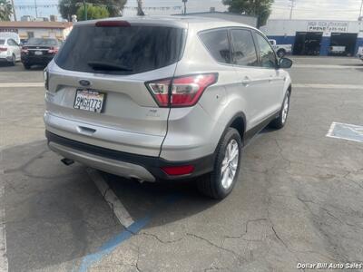 2017 Ford Escape SE   - Photo 7 - Visalia, CA 93292