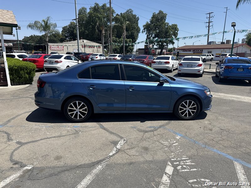 2018 Volkswagen Jetta 1.4T SE - Photo 4 - Visalia, CA 93292
