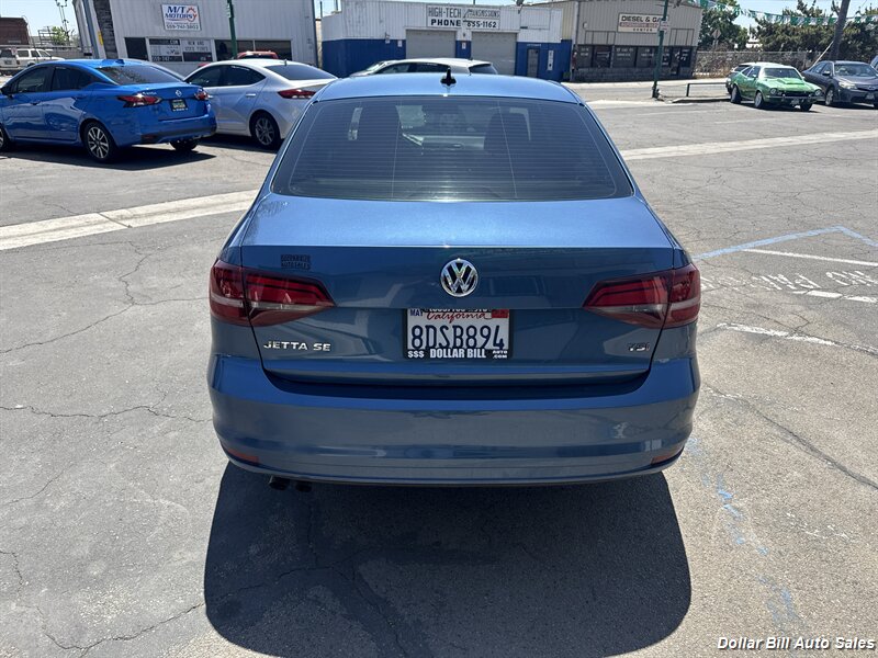 2018 Volkswagen Jetta 1.4T SE - Photo 3 - Visalia, CA 93292