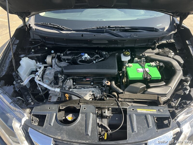 2020 Nissan Rogue SV - Photo 13 - Visalia, CA 93292