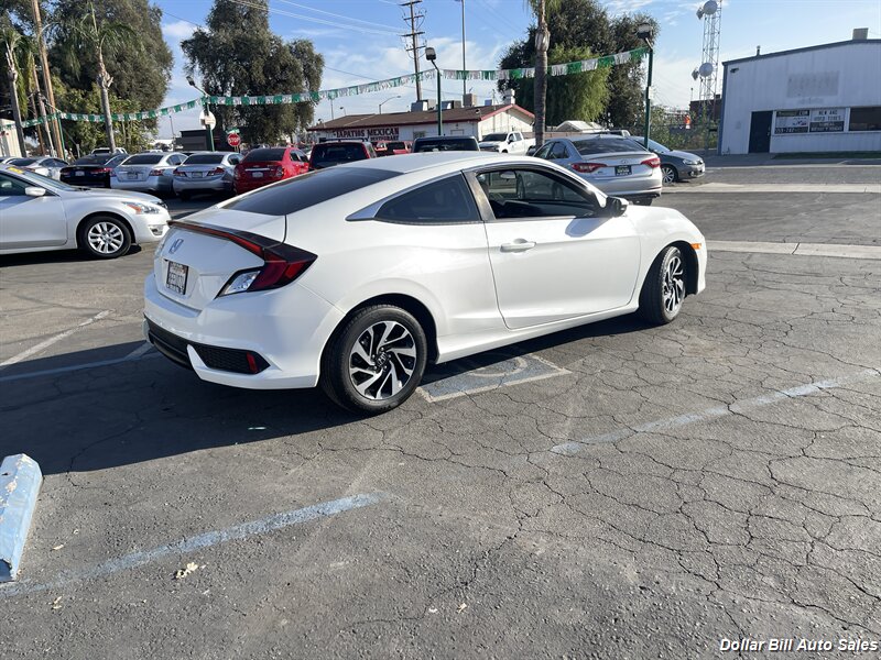 2017 Honda Civic LX - Photo 7 - Visalia, CA 93292