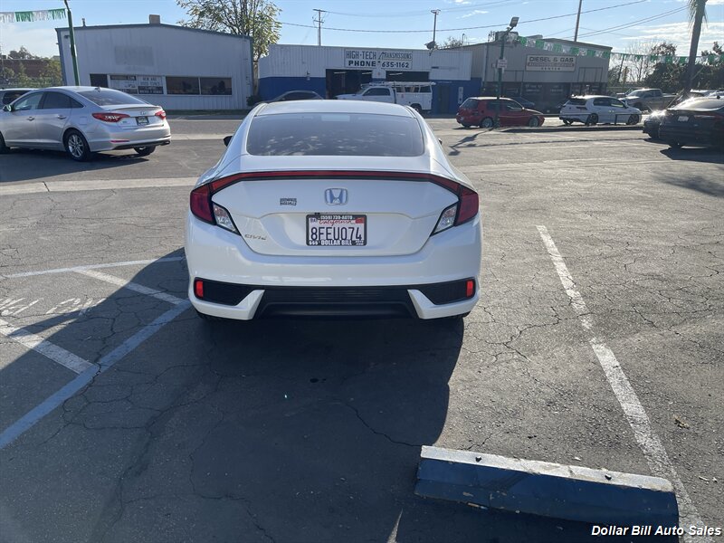 2017 Honda Civic LX - Photo 6 - Visalia, CA 93292