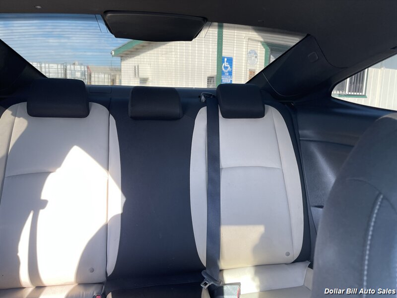 2017 Honda Civic LX - Photo 13 - Visalia, CA 93292