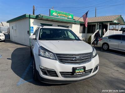 2017 Chevrolet Traverse Premier   - Photo 2 - Visalia, CA 93292