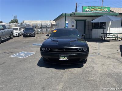 2016 Dodge Challenger SXT Coupe