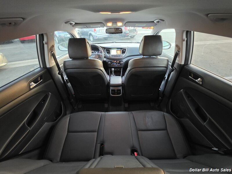 2017 Hyundai TUCSON SE Plus - Photo 12 - Visalia, CA 93292
