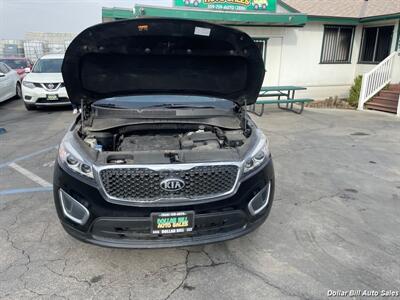 2016 Kia Sorento LX   - Photo 9 - Visalia, CA 93292