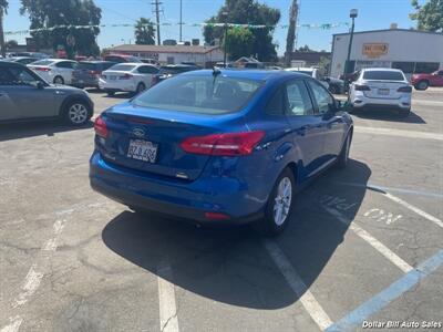 2018 Ford Focus SE   - Photo 7 - Visalia, CA 93292