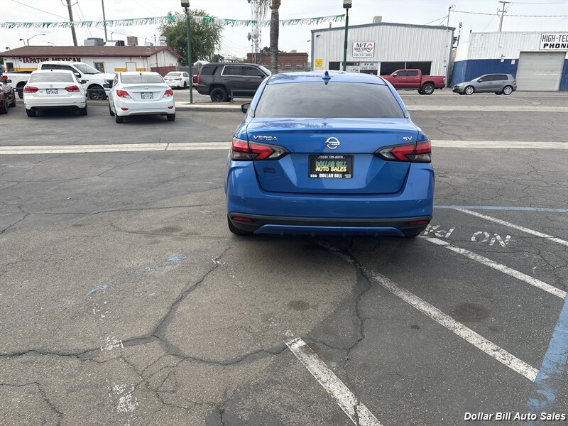 2020 Nissan Versa SV - Photo 6 - Visalia, CA 93292