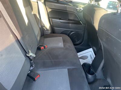 2014 Jeep Compass Sport   - Photo 13 - Visalia, CA 93292