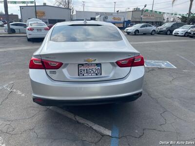 2018 Chevrolet Malibu LT   - Photo 6 - Visalia, CA 93292