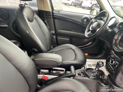 2015 MINI Countryman Cooper   - Photo 14 - Visalia, CA 93292