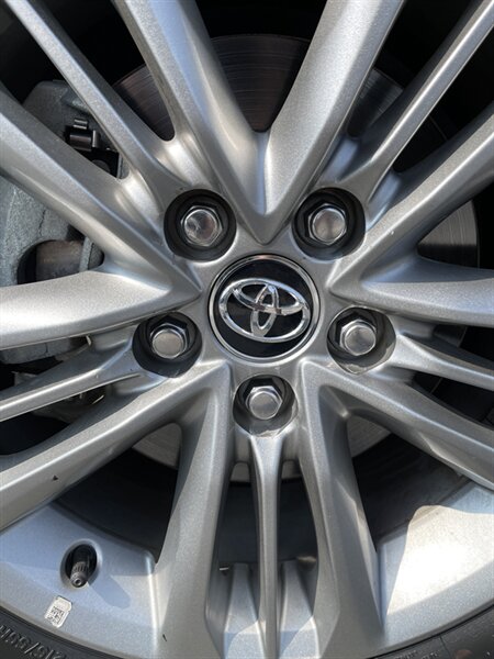 2015 Toyota Camry SE   - Photo 12 - Visalia, CA 93292