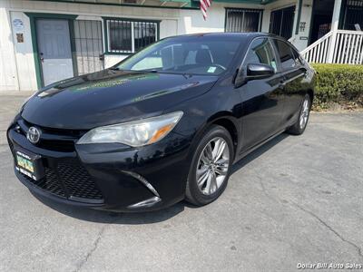 2015 Toyota Camry SE Sedan