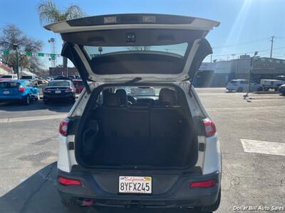 2014 Jeep Cherokee Trailhawk   - Photo 12 - Visalia, CA 93292