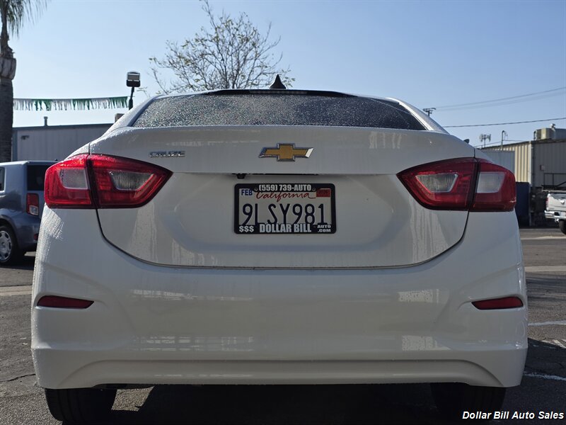 2019 Chevrolet Cruze LS - Photo 6 - Visalia, CA 93292