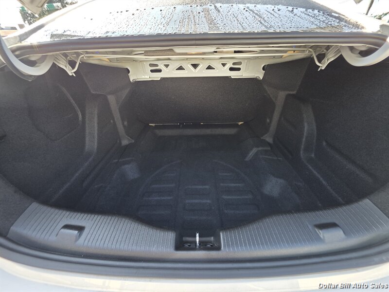 2019 Chevrolet Cruze LS - Photo 10 - Visalia, CA 93292