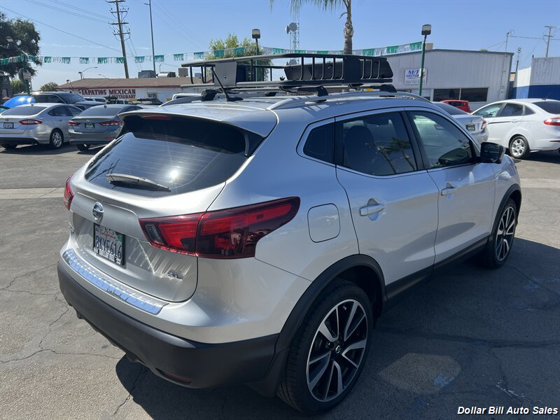 2018 Nissan Rogue Sport SL - Photo 4 - Visalia, CA 93292