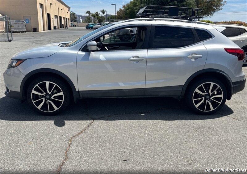 2018 Nissan Rogue Sport SL   - Photo 1 - Visalia, CA 93292
