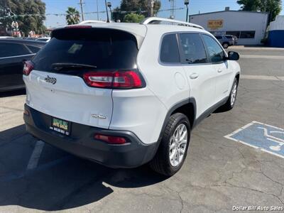 2016 Jeep Cherokee Latitude   - Photo 7 - Visalia, CA 93292