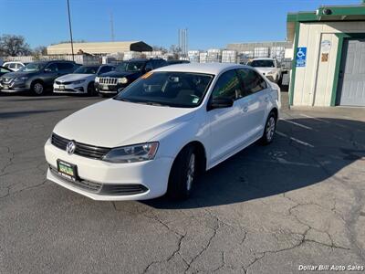 2011 Volkswagen Jetta   - Photo 3 - Visalia, CA 93292