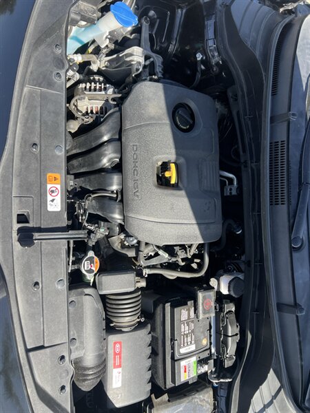 2021 Kia Soul LX - Photo 14 - Visalia, CA 93292