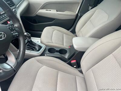 2020 Hyundai ELANTRA Value Edition   - Photo 10 - Visalia, CA 93292