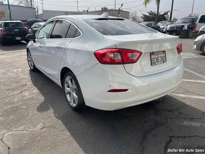 2018 Chevrolet Cruze Premier Auto   - Photo 5 - Visalia, CA 93292