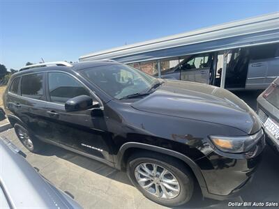 2019 Jeep Cherokee Latitude   - Photo 3 - Visalia, CA 93292