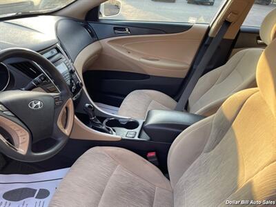 2013 Hyundai SONATA GLS   - Photo 10 - Visalia, CA 93292