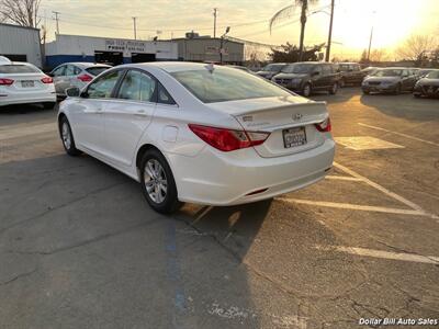 2013 Hyundai SONATA GLS   - Photo 5 - Visalia, CA 93292