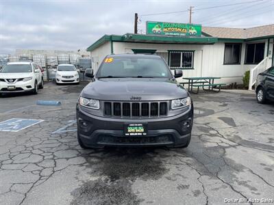 2015 Jeep Grand Cherokee Laredo   - Photo 2 - Visalia, CA 93292