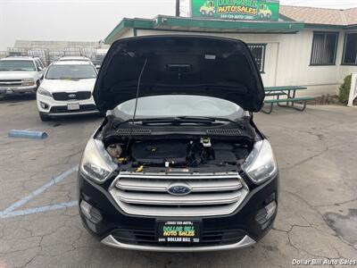 2018 Ford Escape SE   - Photo 9 - Visalia, CA 93292