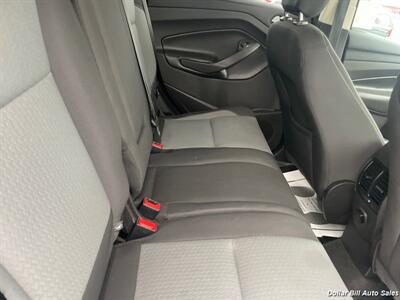 2018 Ford Escape SE   - Photo 13 - Visalia, CA 93292