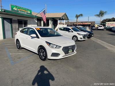 2019 Hyundai ACCENT SE   - Photo 1 - Visalia, CA 93292