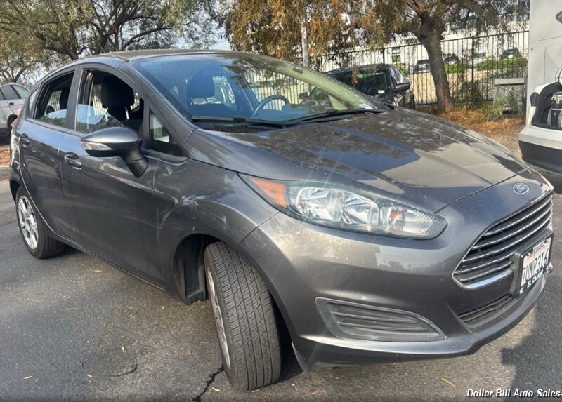 2016 Ford Fiesta SE - Photo 5 - Visalia, CA 93292