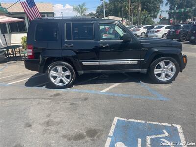 2012 Jeep Liberty Jet Edition   - Photo 8 - Visalia, CA 93292