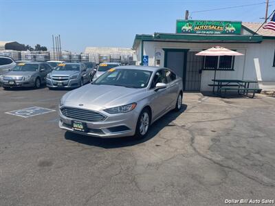 2018 Ford Fusion SE   - Photo 3 - Visalia, CA 93292