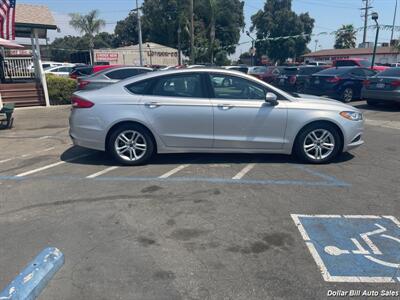 2018 Ford Fusion SE   - Photo 8 - Visalia, CA 93292