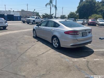 2018 Ford Fusion SE   - Photo 5 - Visalia, CA 93292