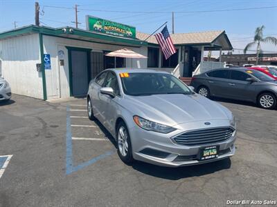 2018 Ford Fusion SE   - Photo 1 - Visalia, CA 93292