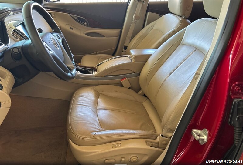 2013 Buick LaCrosse Leather - Photo 4 - Visalia, CA 93292